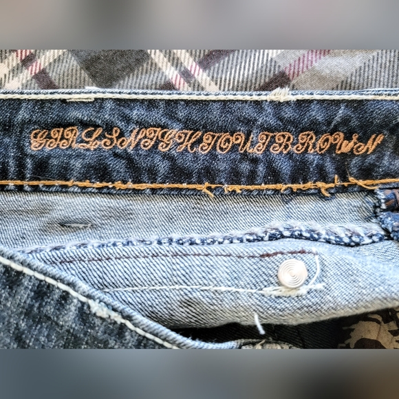 Cowgirl Tuff size 33x33 - Picture 6 of 6